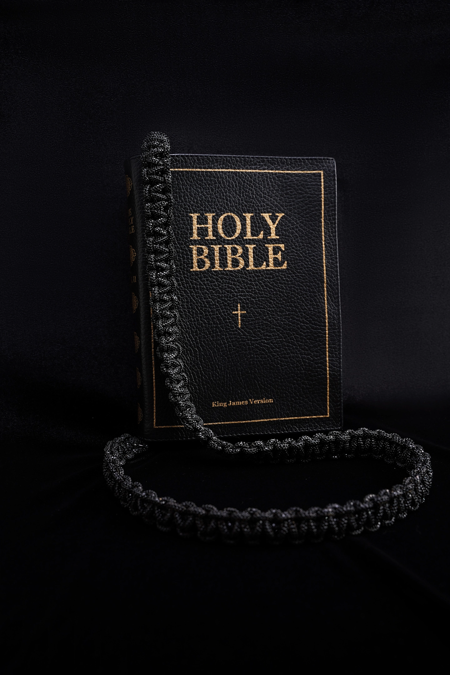 Collection Mokoteshe x Golubka